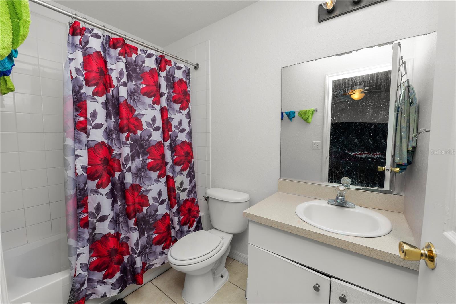 Image 15 of 17 For 1040 Austin Street