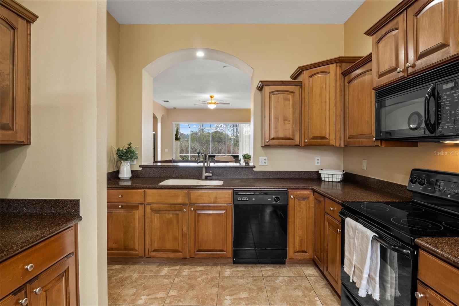 Image 12 of 38 For 1068 Stoney Creek Drive