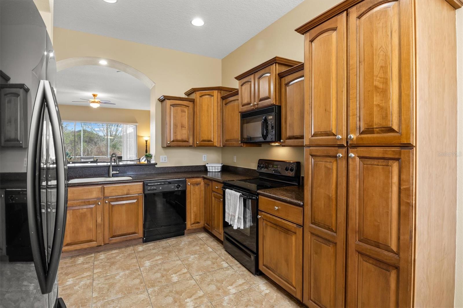 Image 13 of 38 For 1068 Stoney Creek Drive