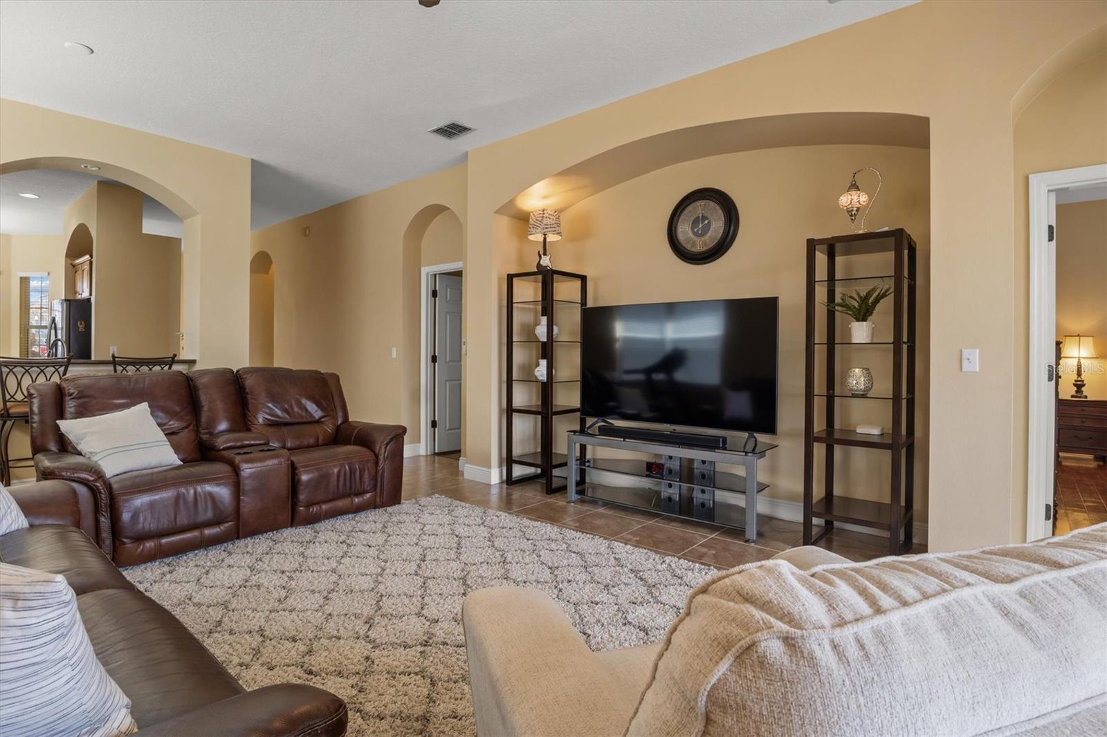 Image 19 of 38 For 1068 Stoney Creek Drive