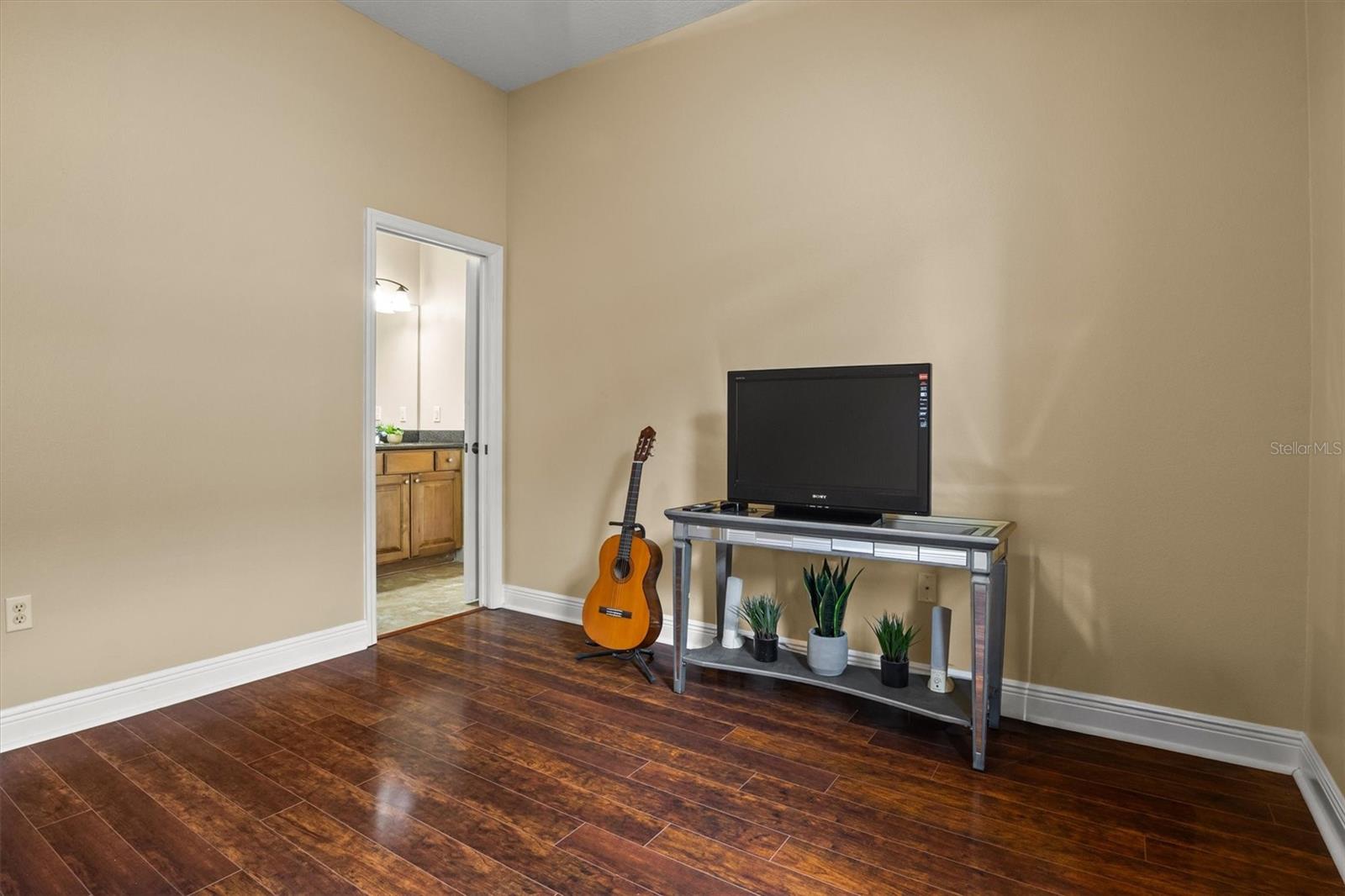 Image 29 of 38 For 1068 Stoney Creek Drive