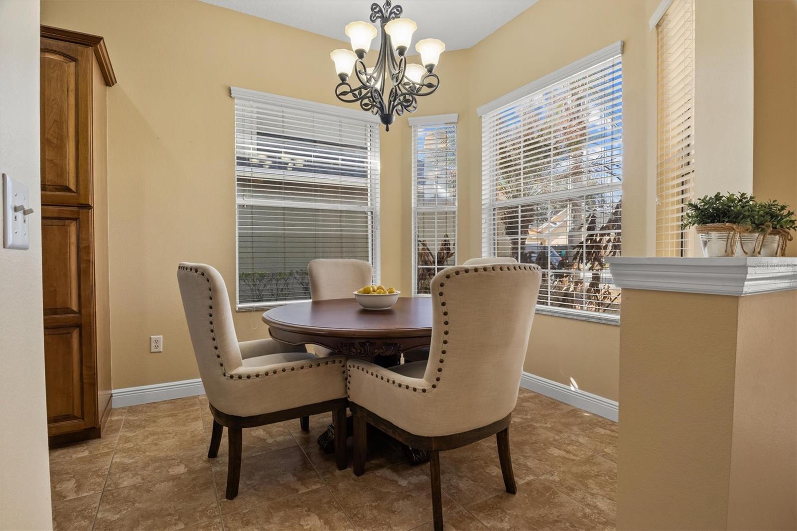 Image 8 of 38 For 1068 Stoney Creek Drive