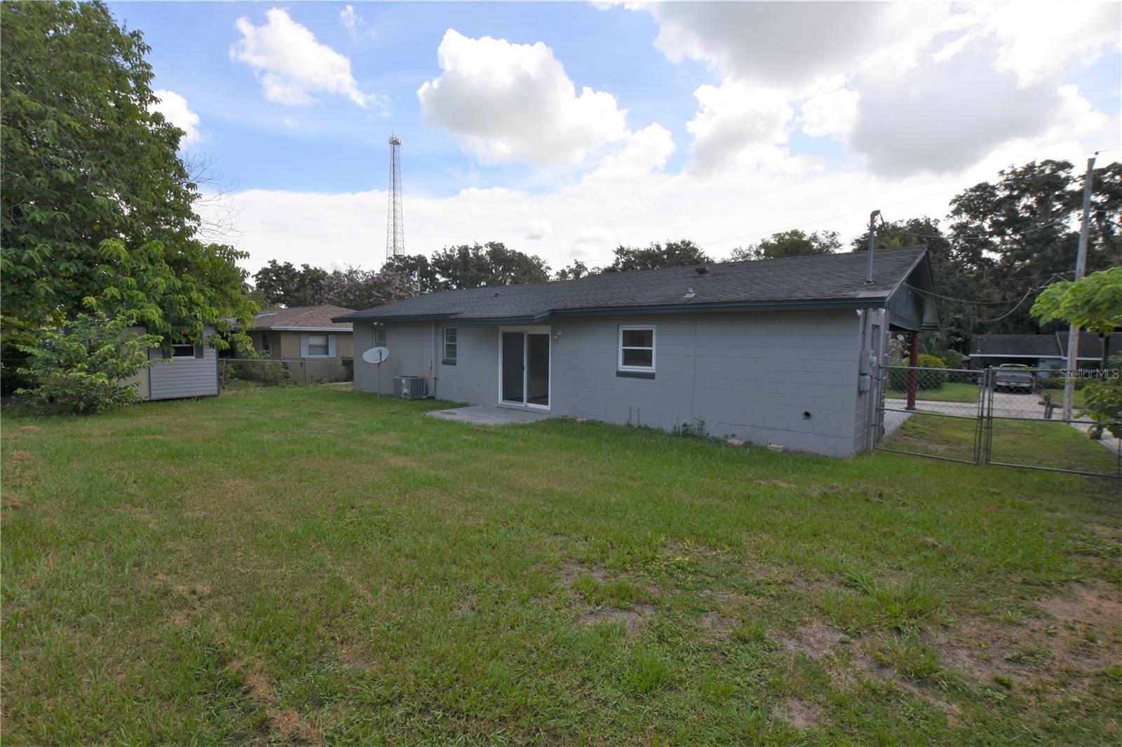 Image 24 of 25 For 1015 Tee Circle