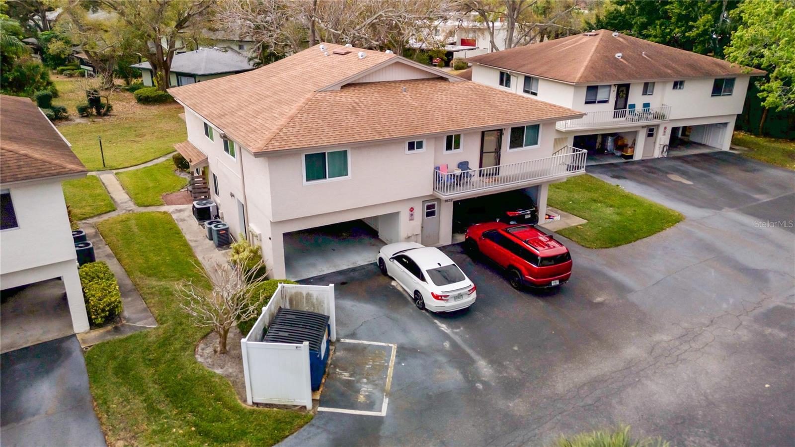 Image 7 of 40 For 1832 Bough Avenue 3