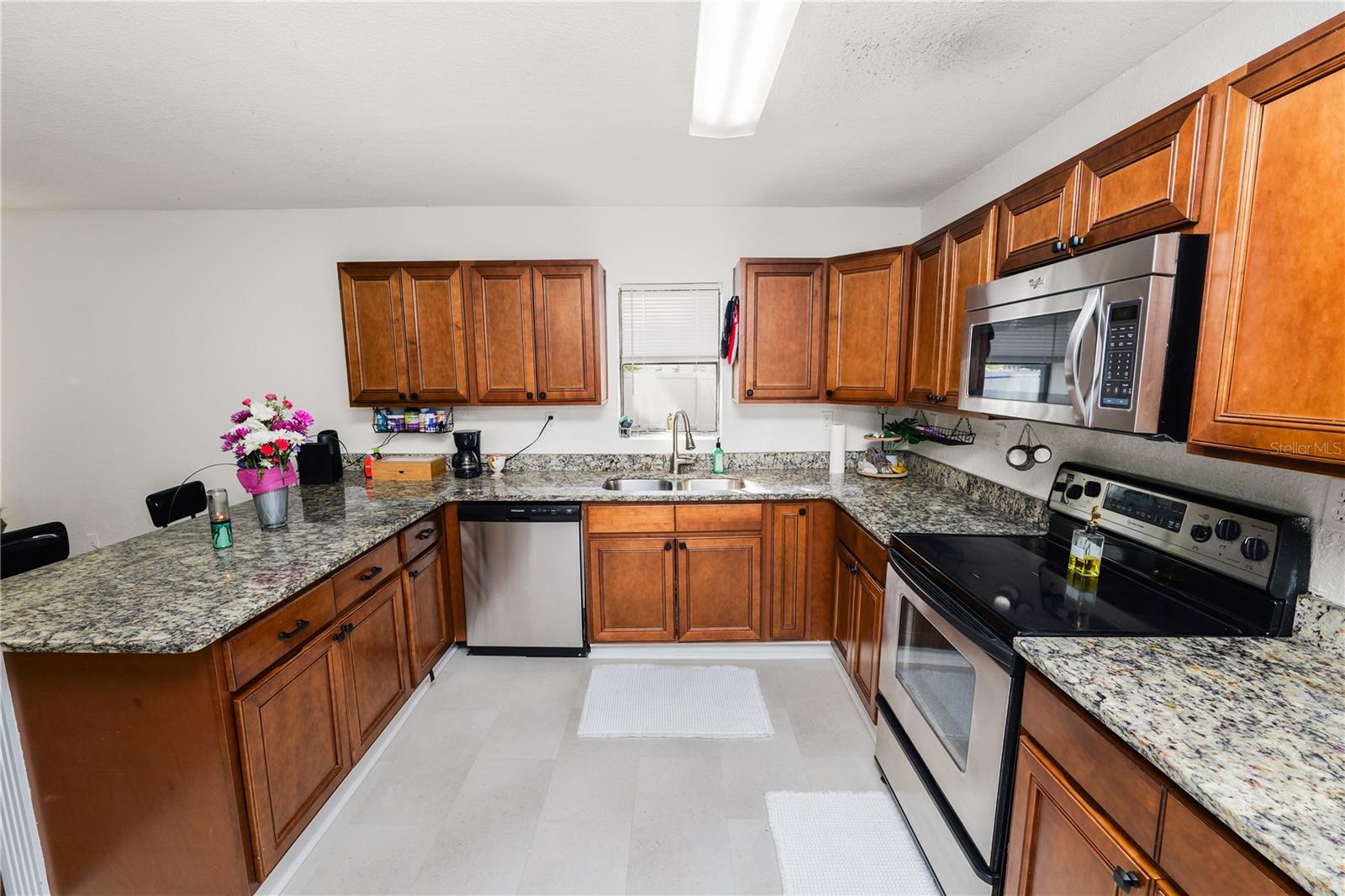 Image 15 of 49 For 1250 Mitchell Street