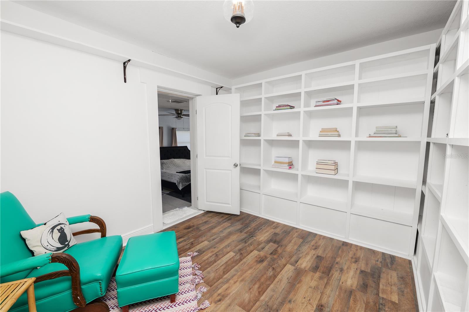 Image 18 of 49 For 1250 Mitchell Street