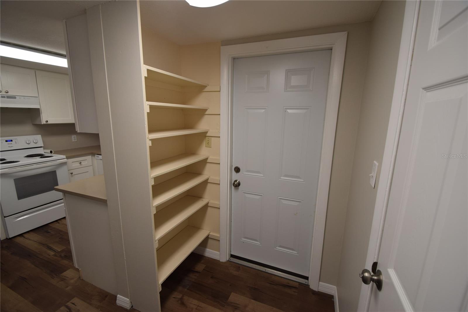 Image 12 of 22 For 2720 Castle Way 2720