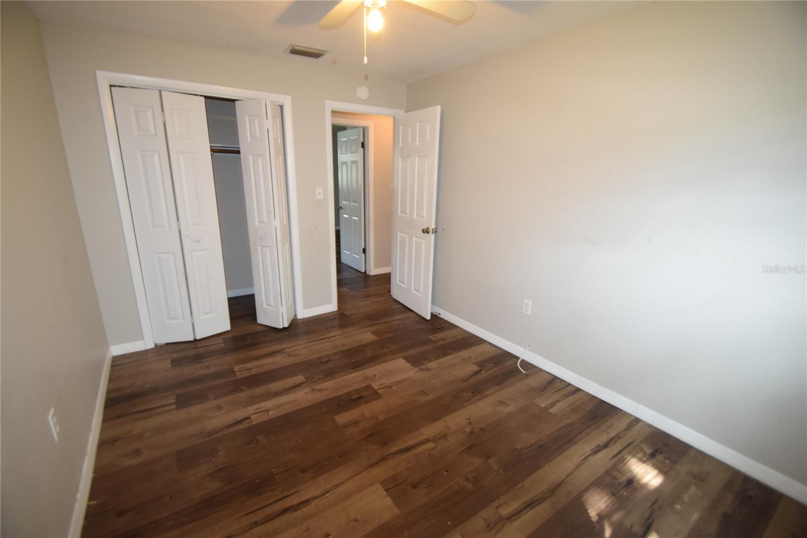 Image 17 of 22 For 2720 Castle Way 2720