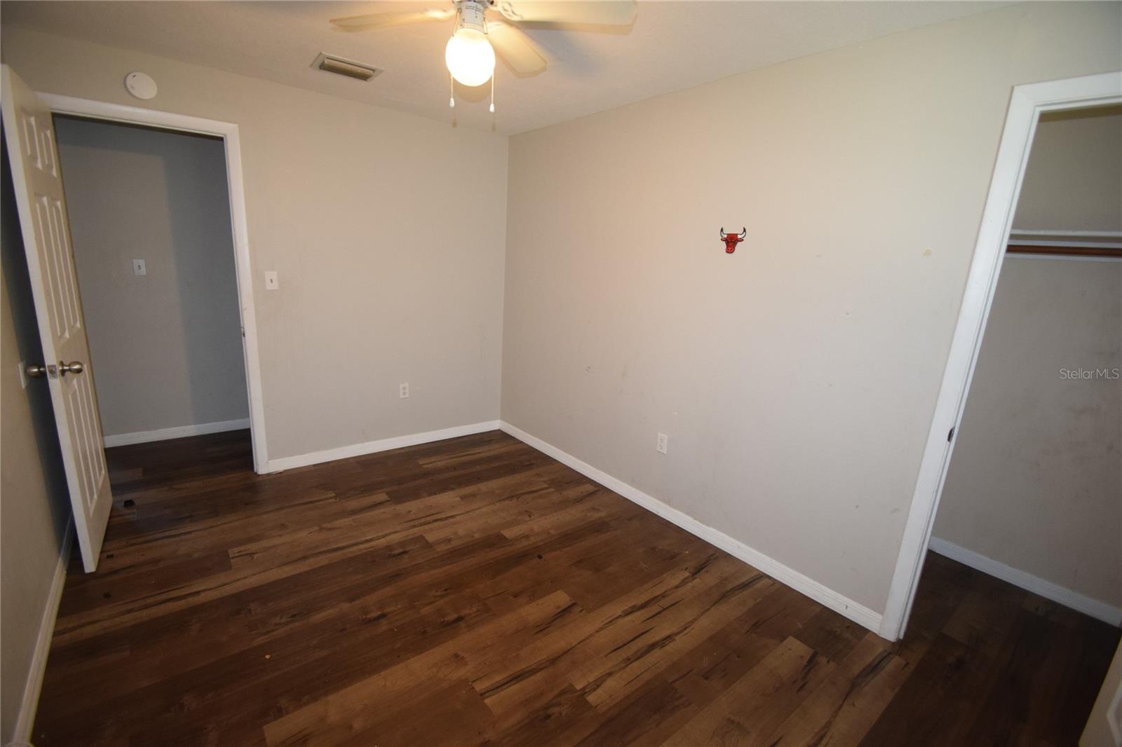 Image 9 of 22 For 2720 Castle Way 2720