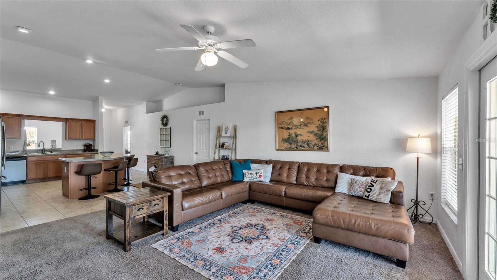 Image 18 of 47 For 6146 Mission Drive