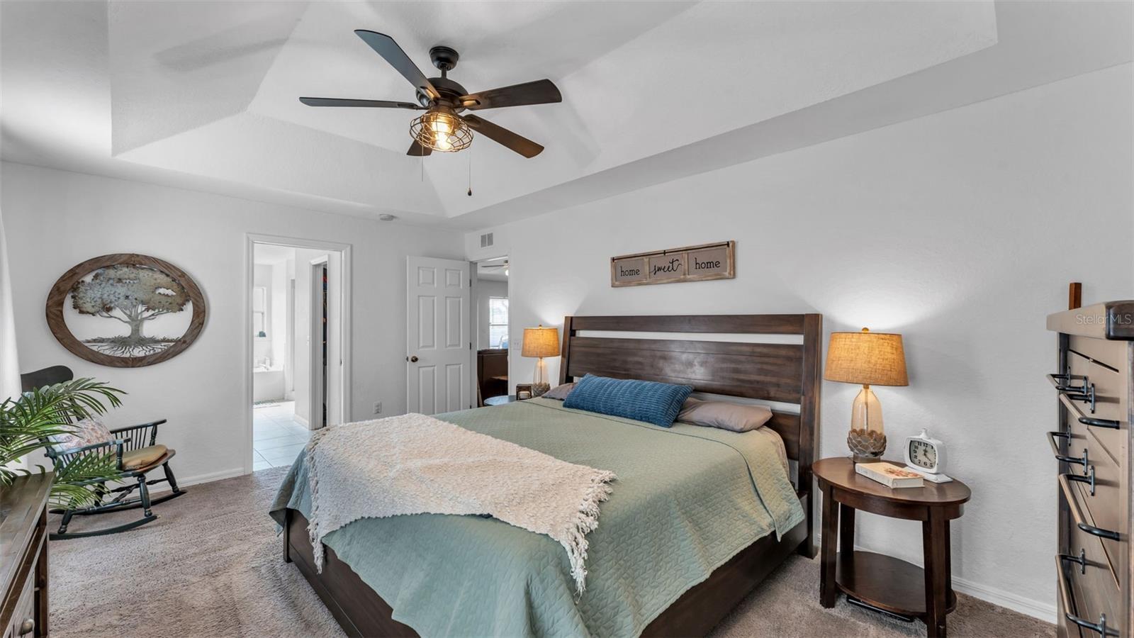 Image 21 of 47 For 6146 Mission Drive