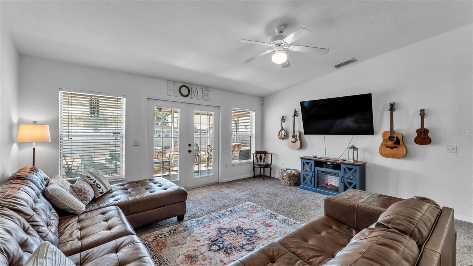 Image 26 of 47 For 6146 Mission Drive