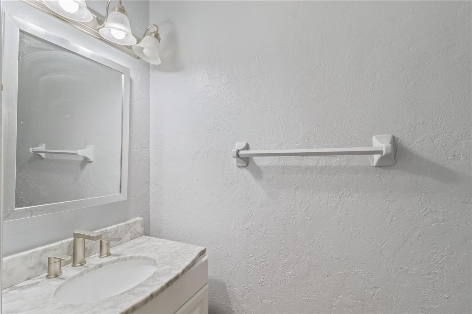 Image 10 of 25 For 1836 Crystal Lake Drive