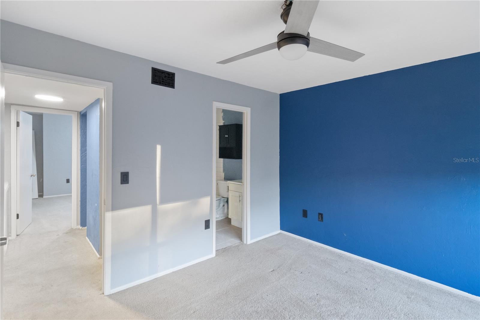 Image 12 of 25 For 1836 Crystal Lake Drive