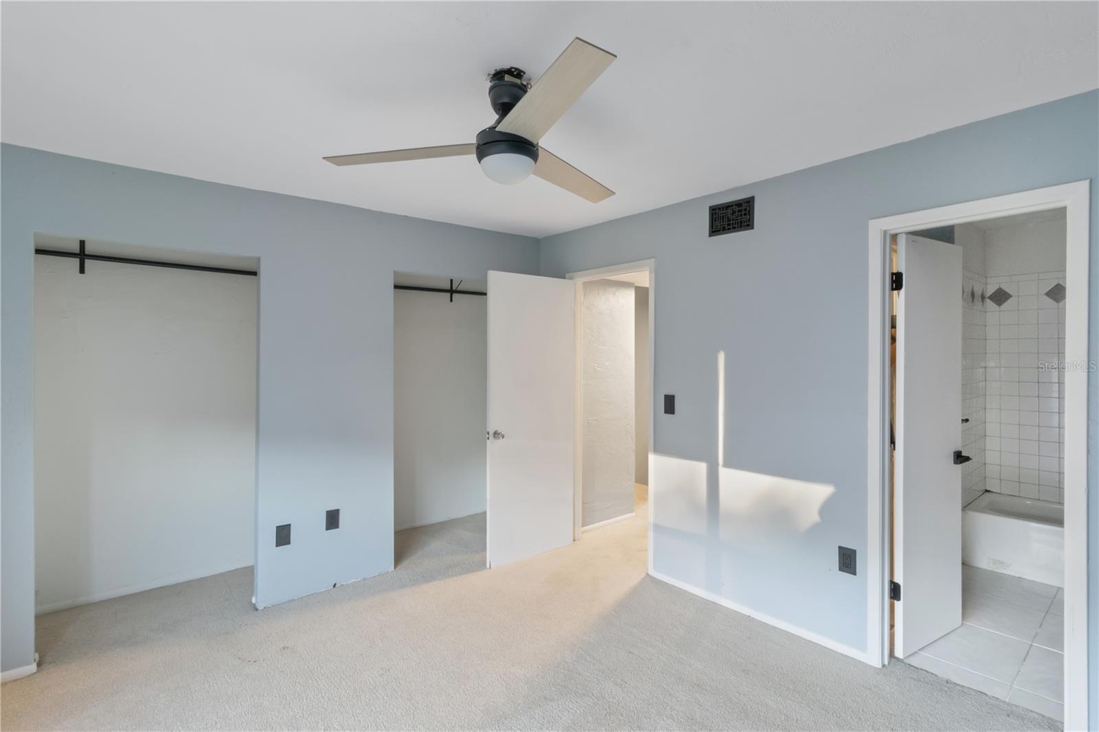 Image 15 of 25 For 1836 Crystal Lake Drive