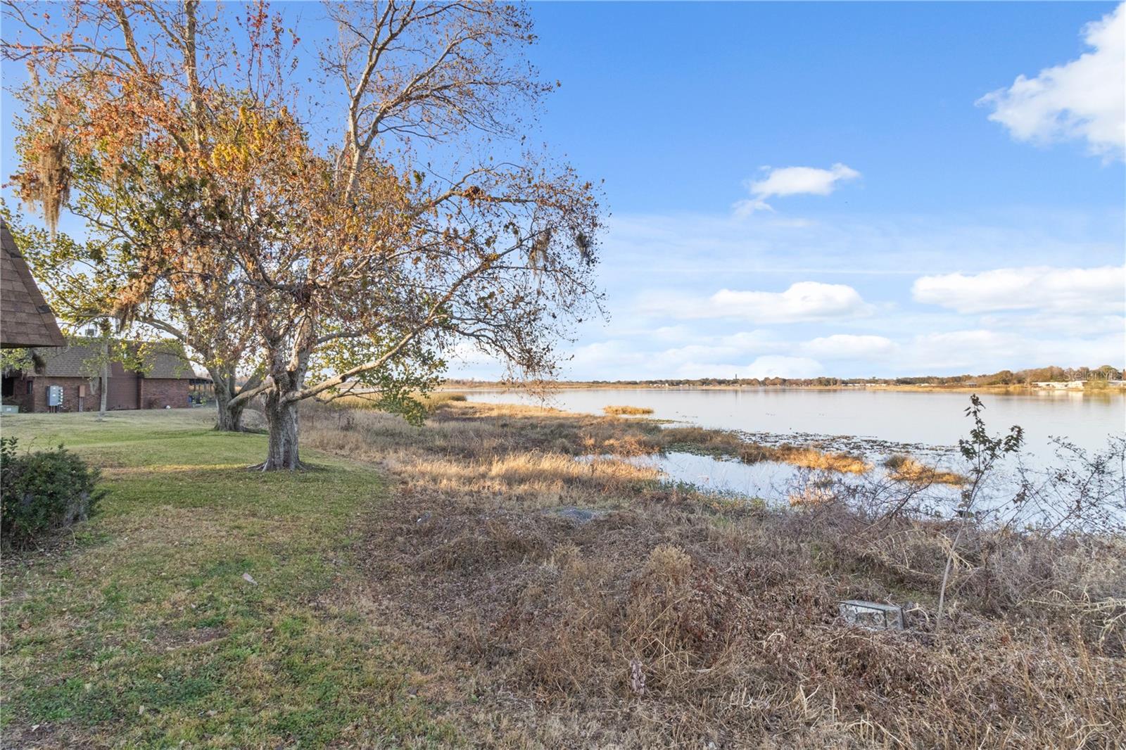 Image 21 of 25 For 1836 Crystal Lake Drive