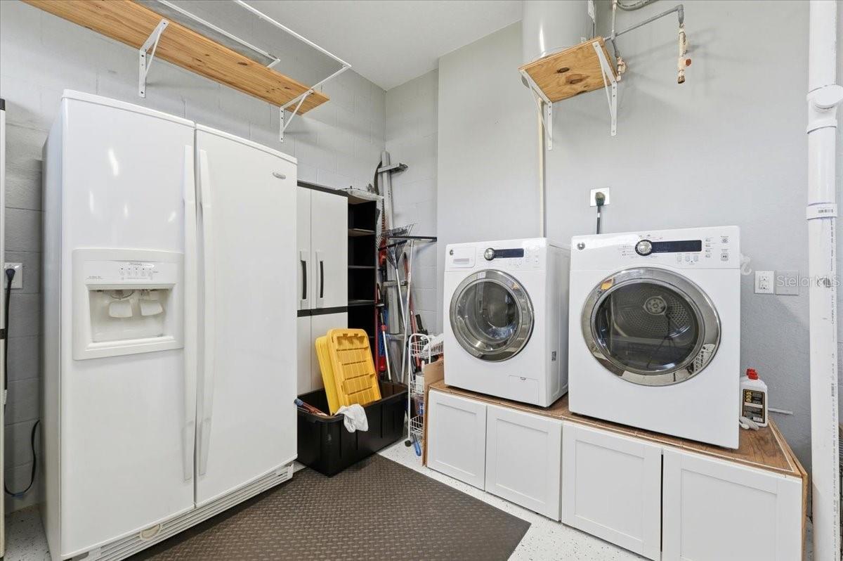 Image 18 of 33 For 335 Travelers Drive