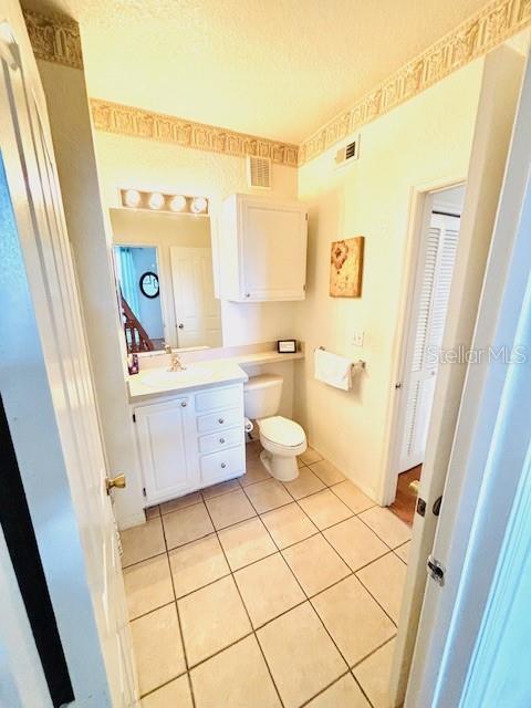 Image 36 of 67 For 8801 Dunes Court 204