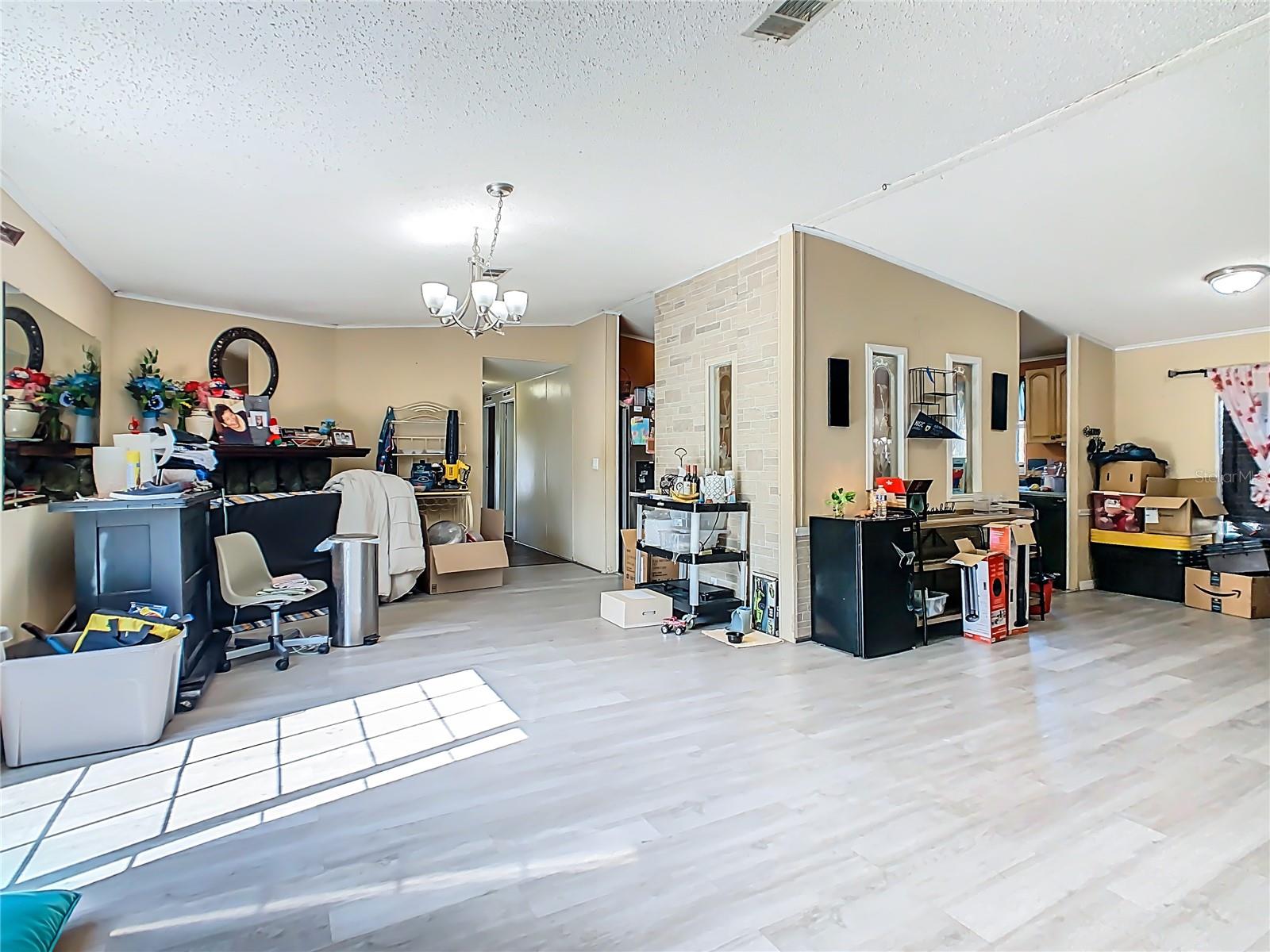 Image 19 of 50 For 4012 Shady Hammock Drive