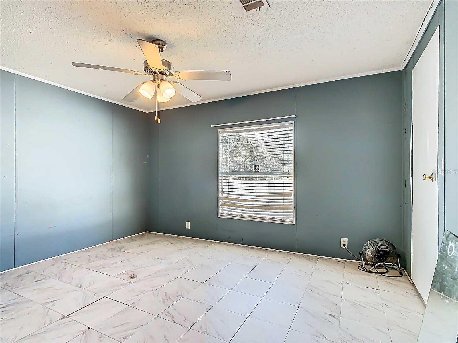 Image 21 of 50 For 4012 Shady Hammock Drive