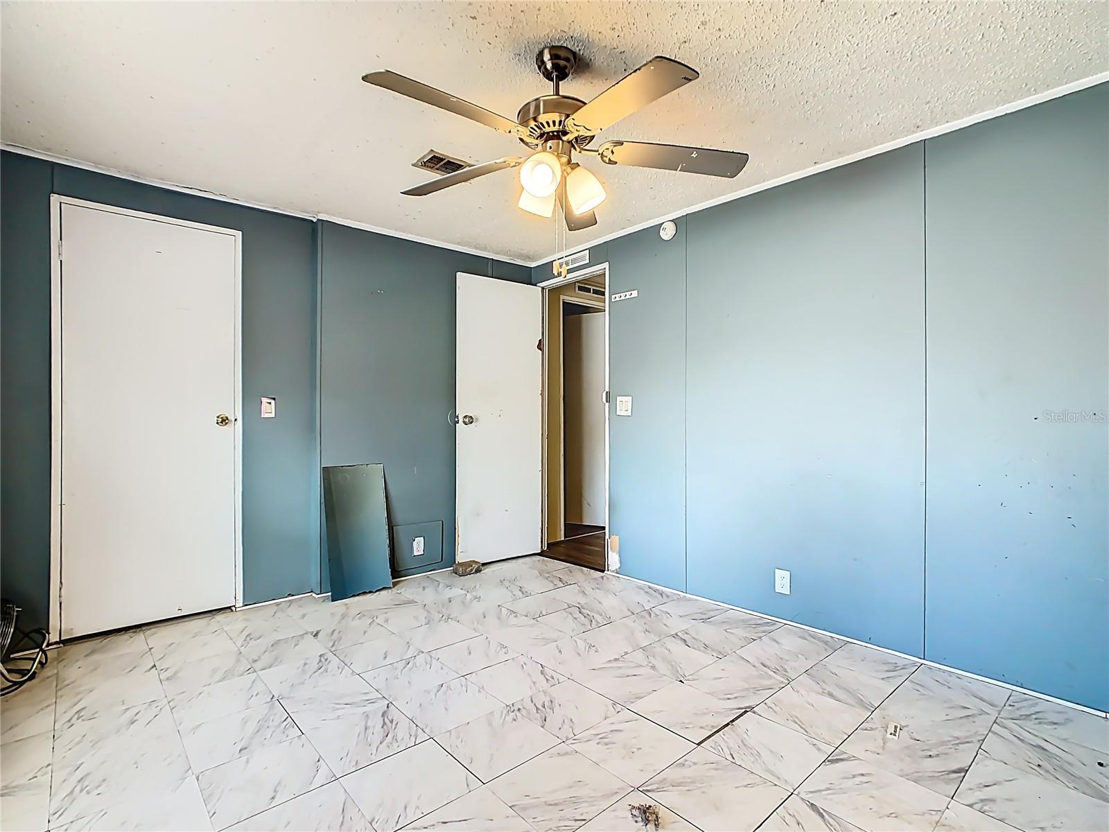 Image 22 of 50 For 4012 Shady Hammock Drive