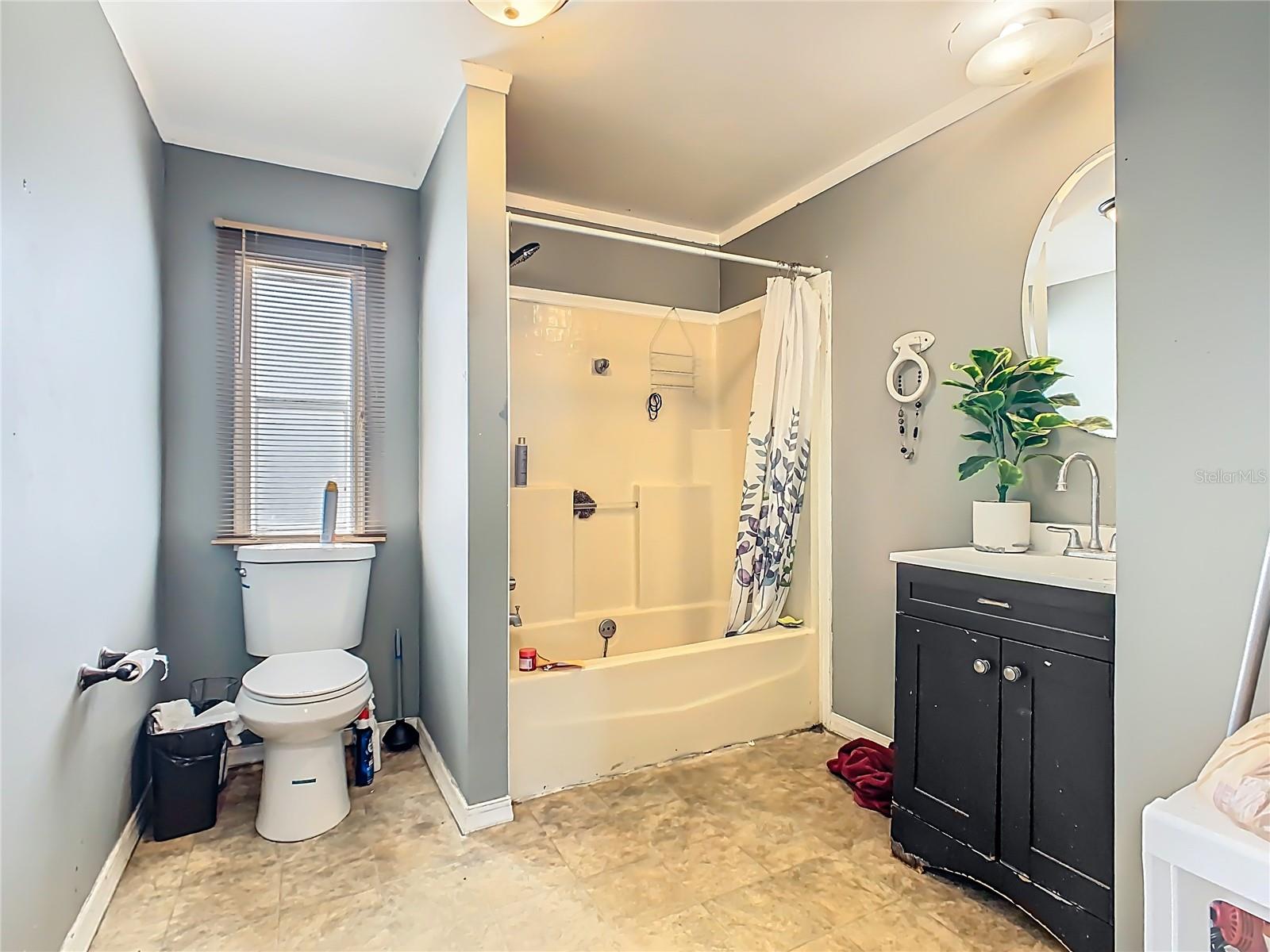 Image 25 of 50 For 4012 Shady Hammock Drive