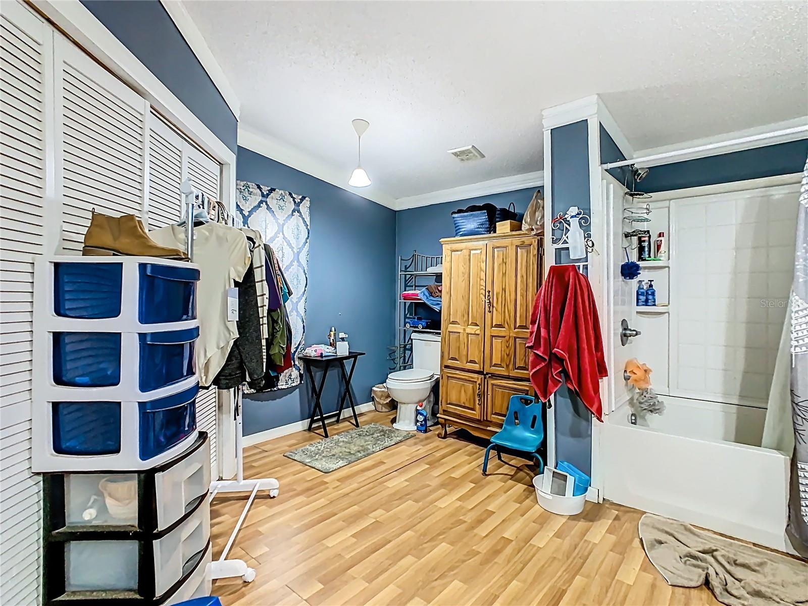 Image 31 of 50 For 4012 Shady Hammock Drive