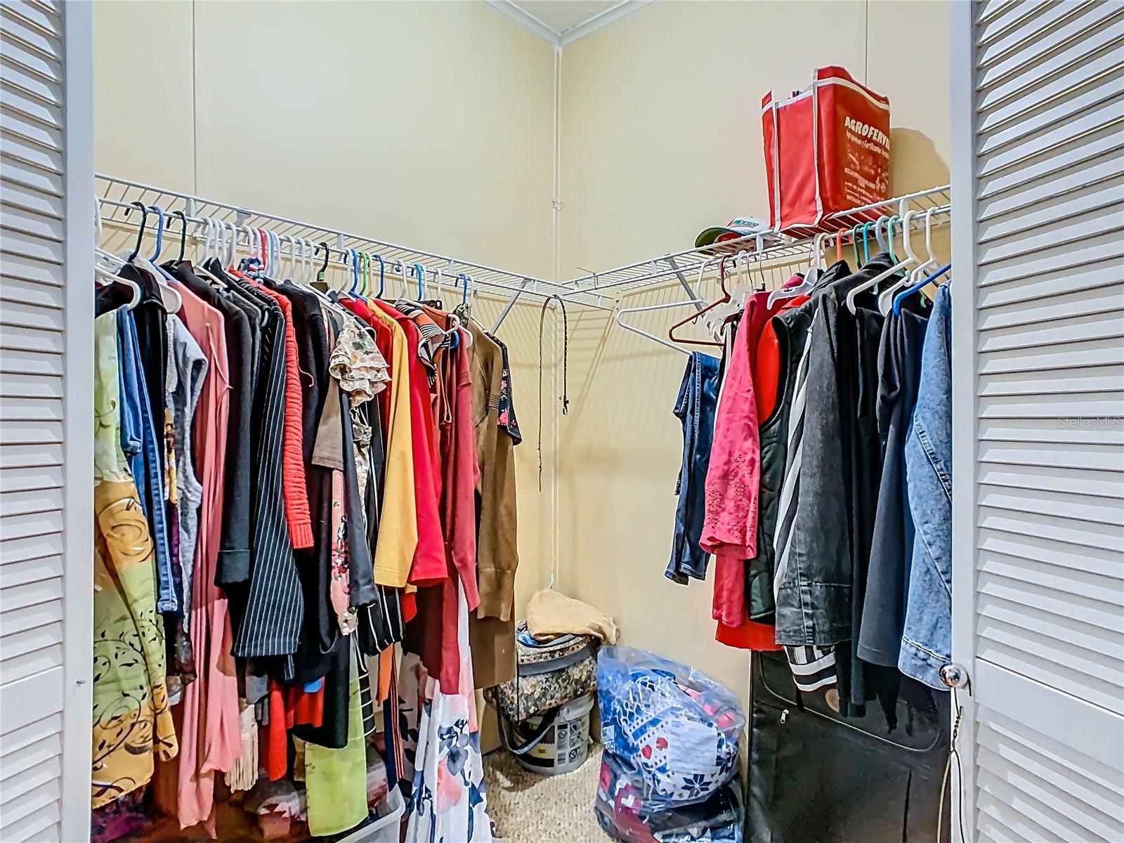 Image 33 of 50 For 4012 Shady Hammock Drive