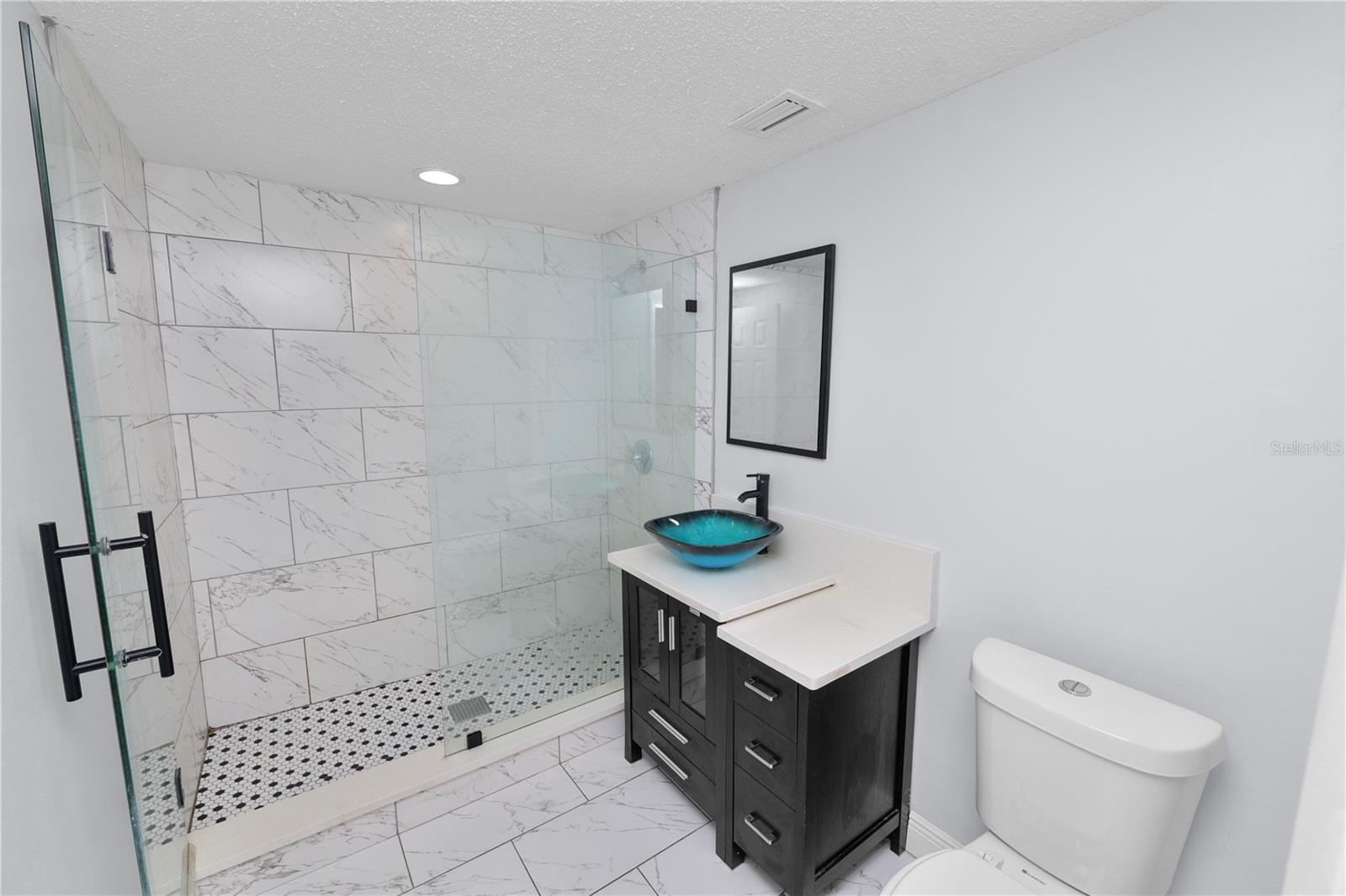 Image 14 of 29 For 4037 Grayton Drive