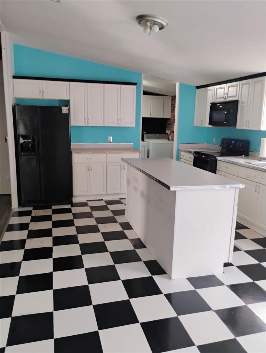 Image 11 of 31 For 701 Seminole Sand Road