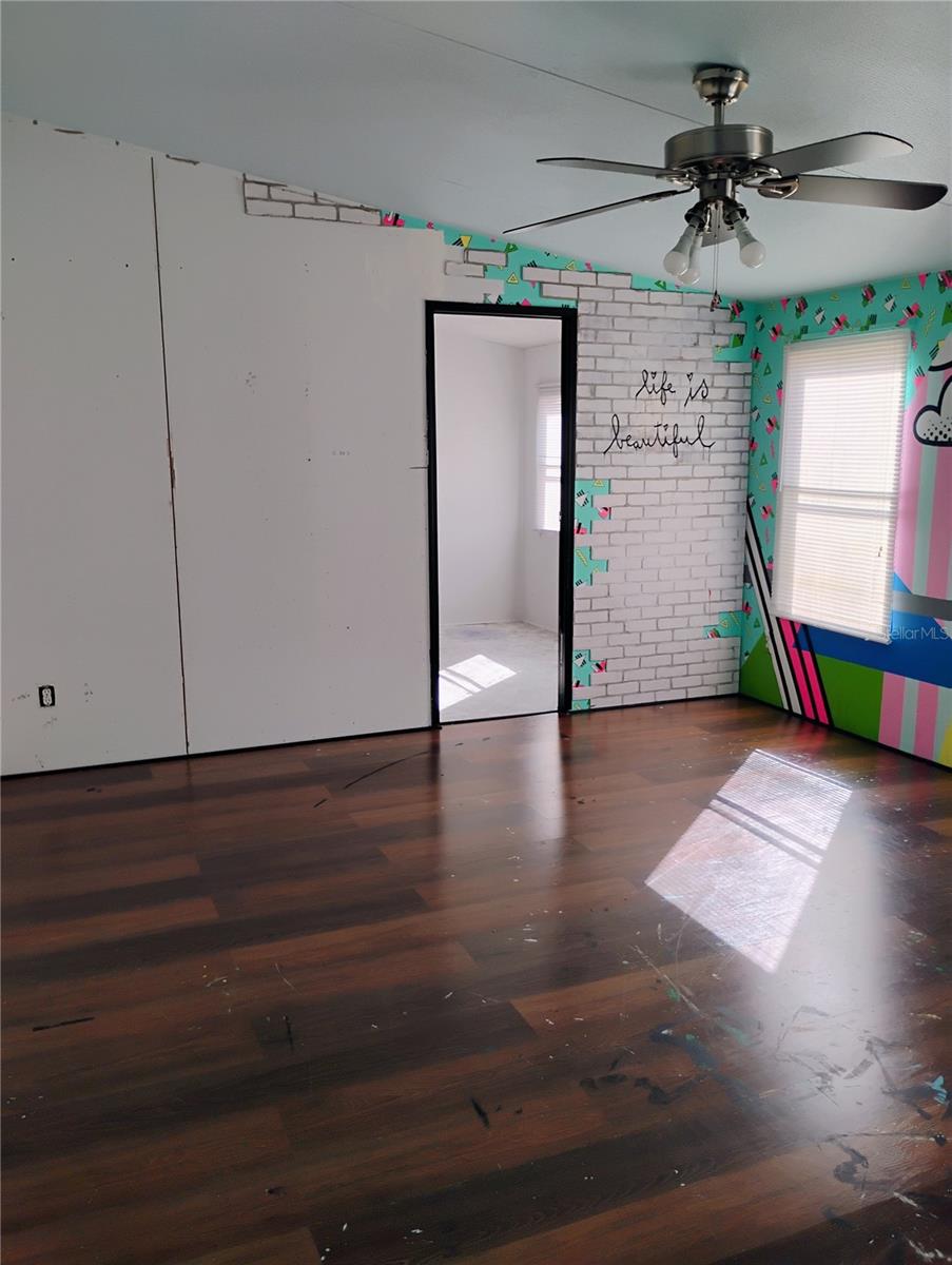 Image 13 of 31 For 701 Seminole Sand Road