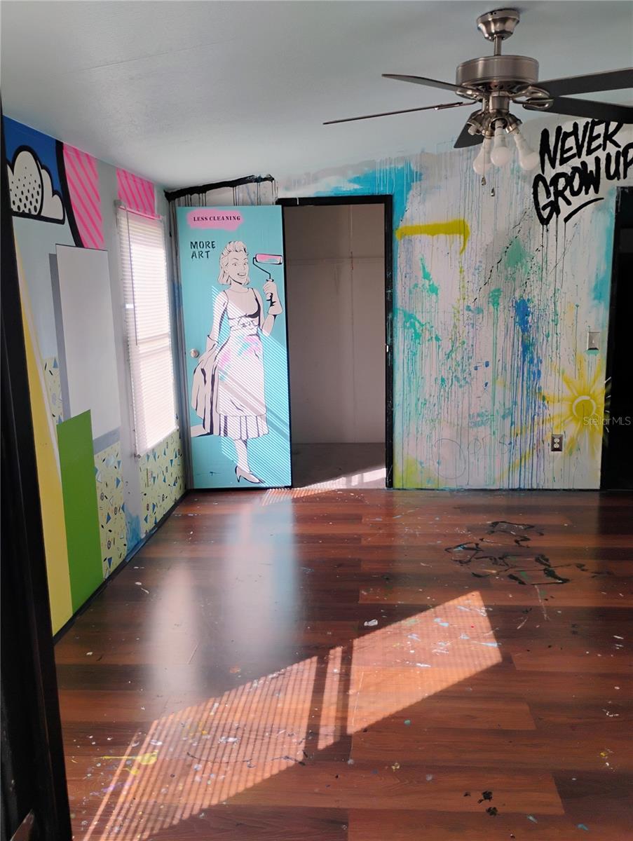 Image 14 of 31 For 701 Seminole Sand Road