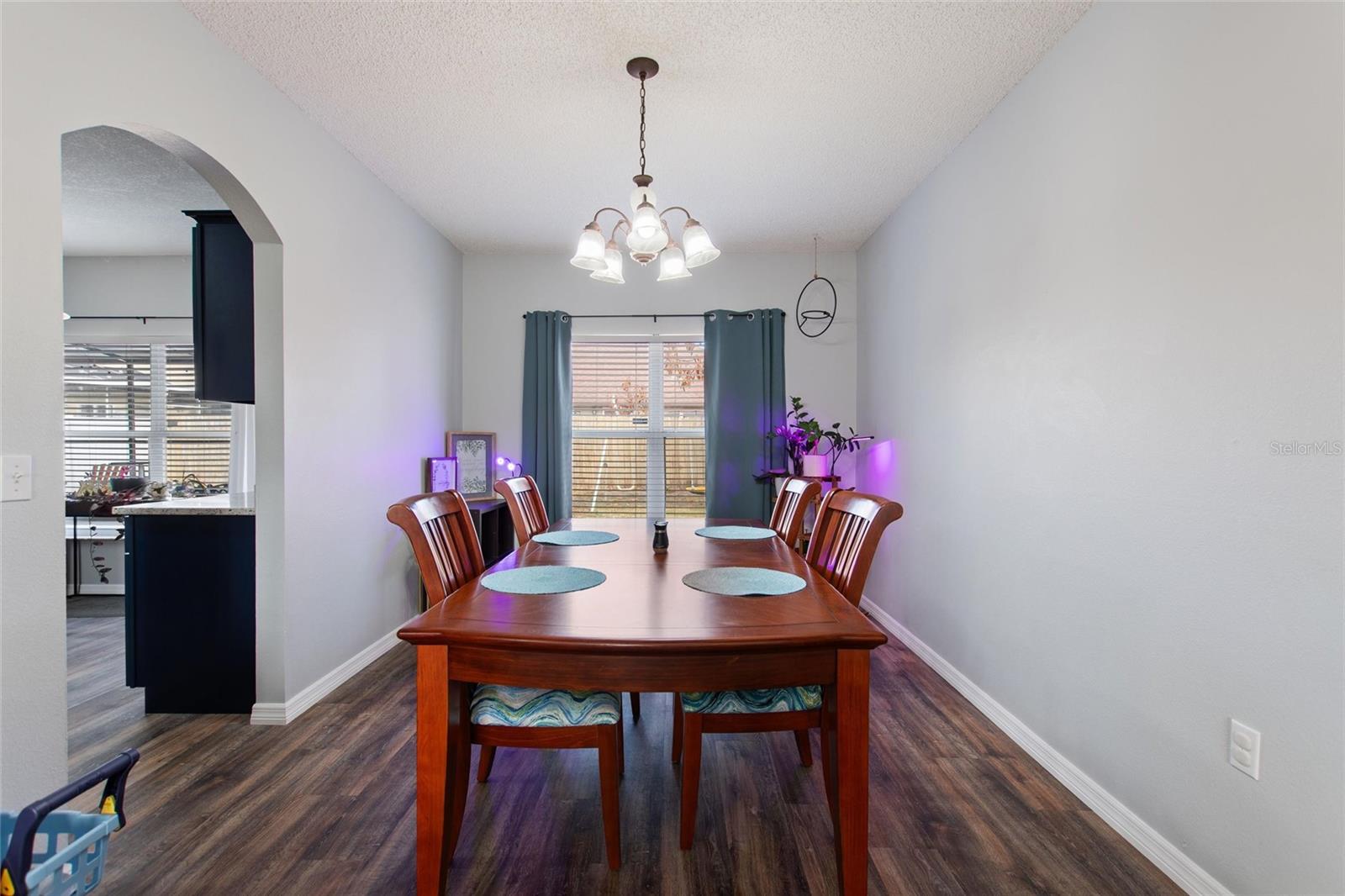 Image 14 of 37 For 401 Mallard Way