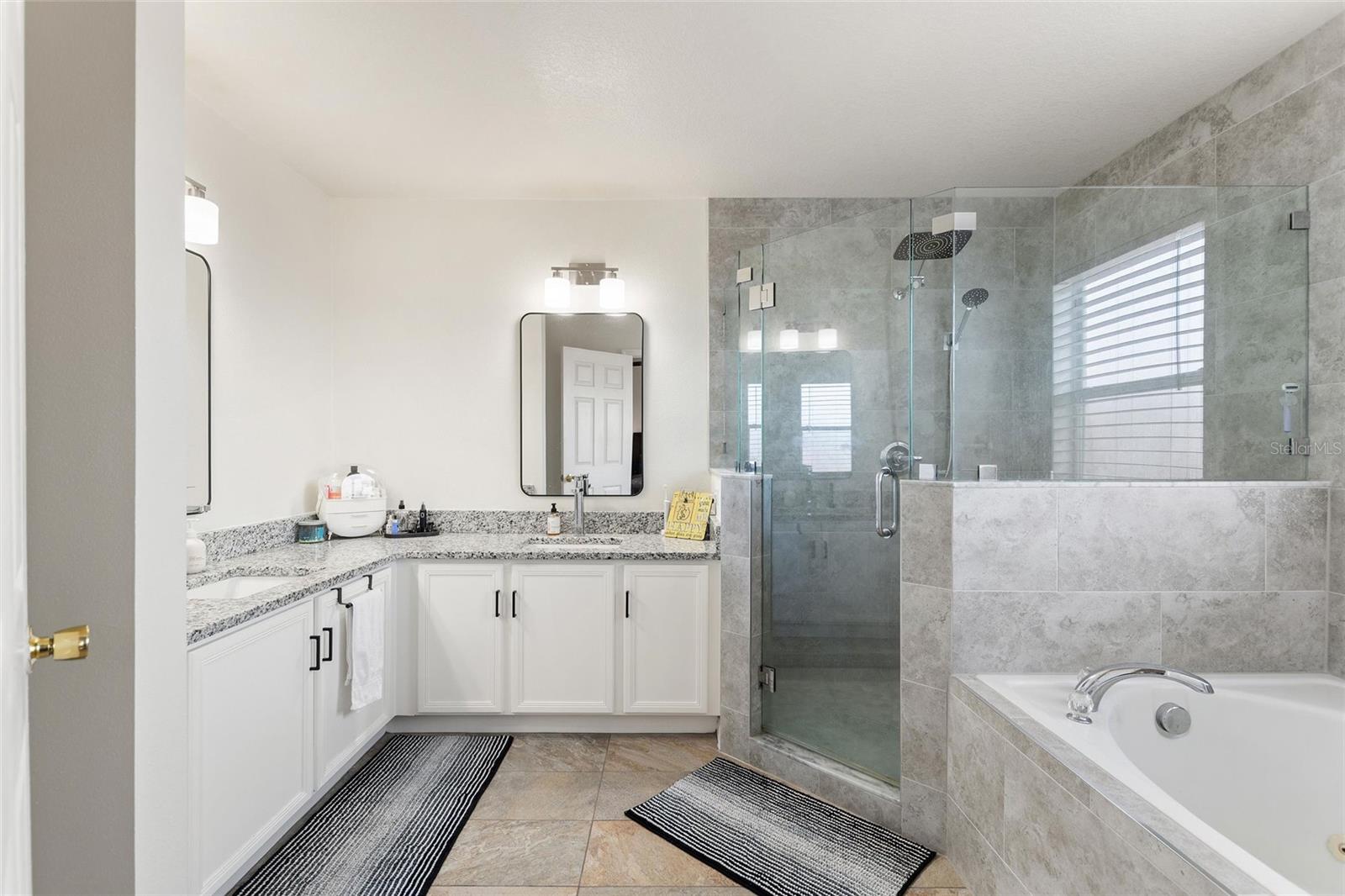 Image 23 of 37 For 401 Mallard Way