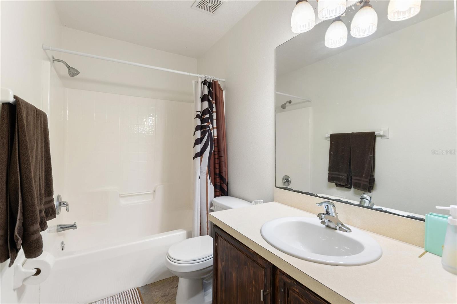 Image 27 of 37 For 401 Mallard Way