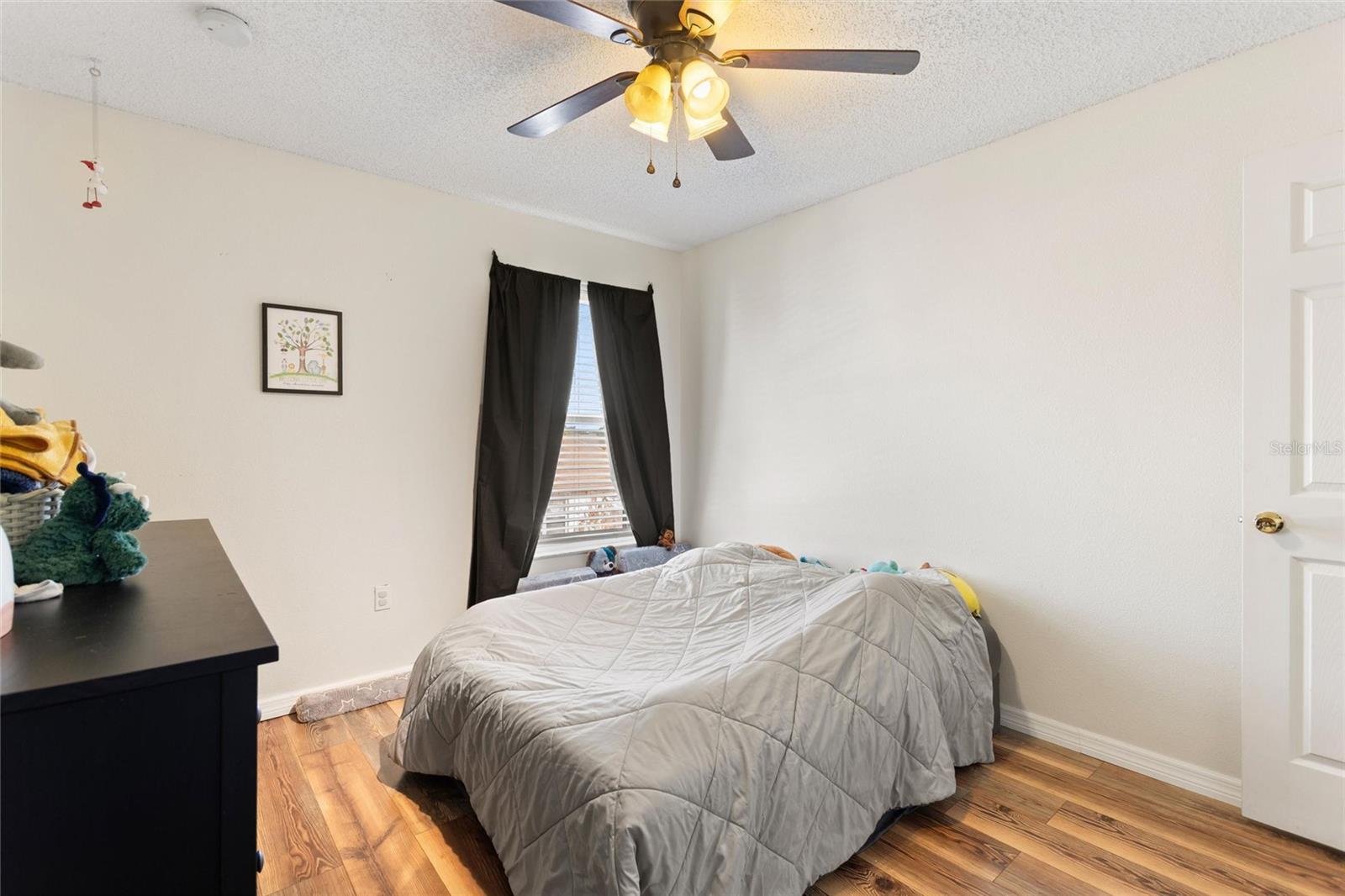 Image 29 of 37 For 401 Mallard Way