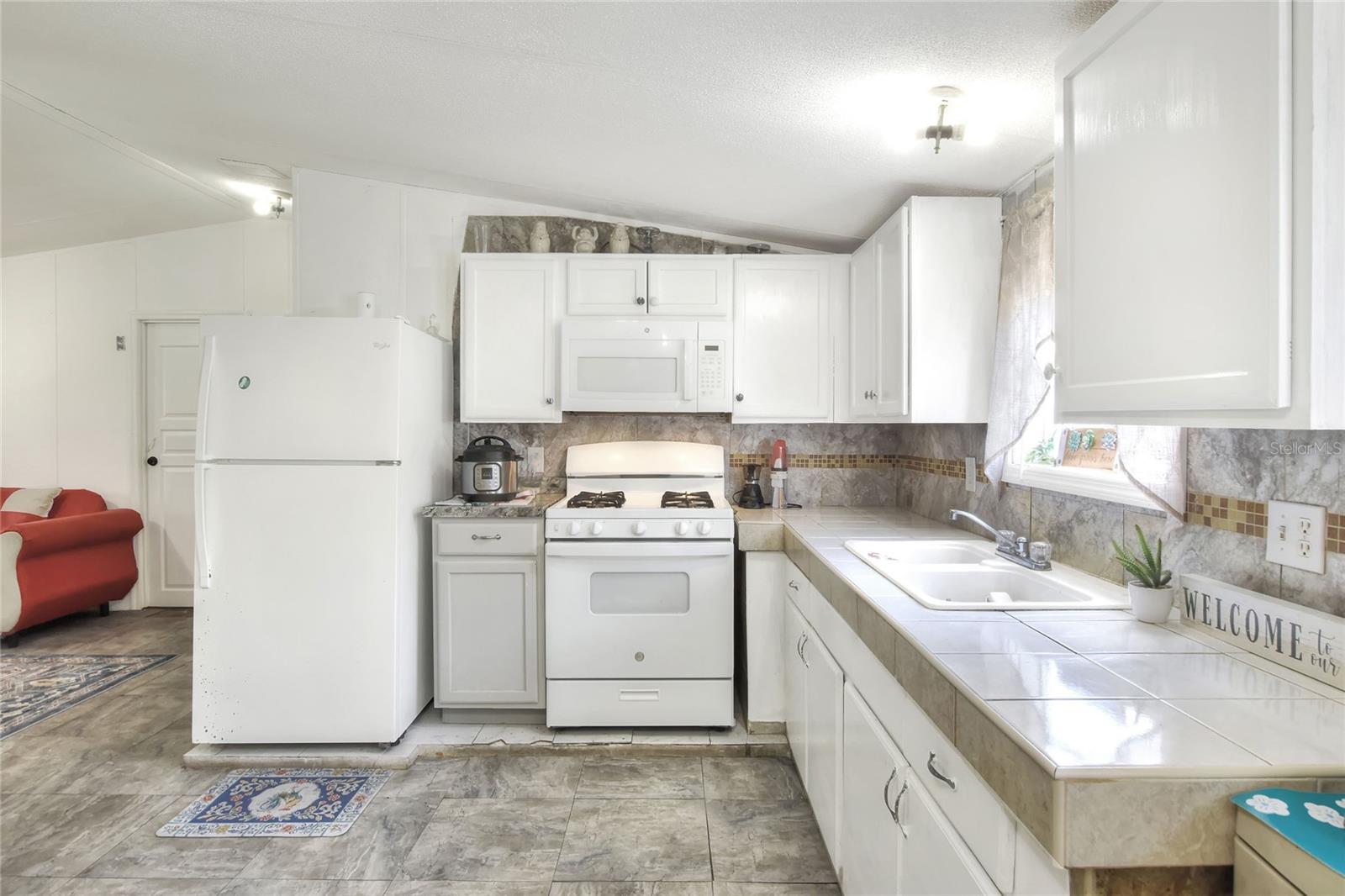 Image 19 of 50 For 730 Mcclellan Road