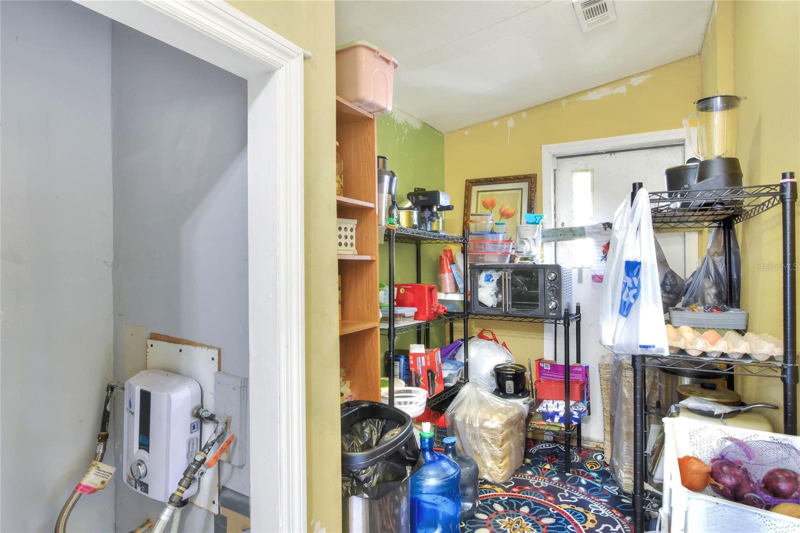 Image 24 of 50 For 730 Mcclellan Road