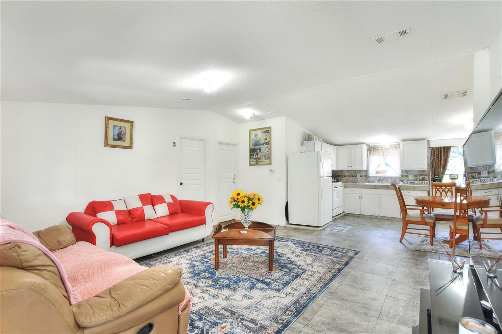 Image 25 of 50 For 730 Mcclellan Road