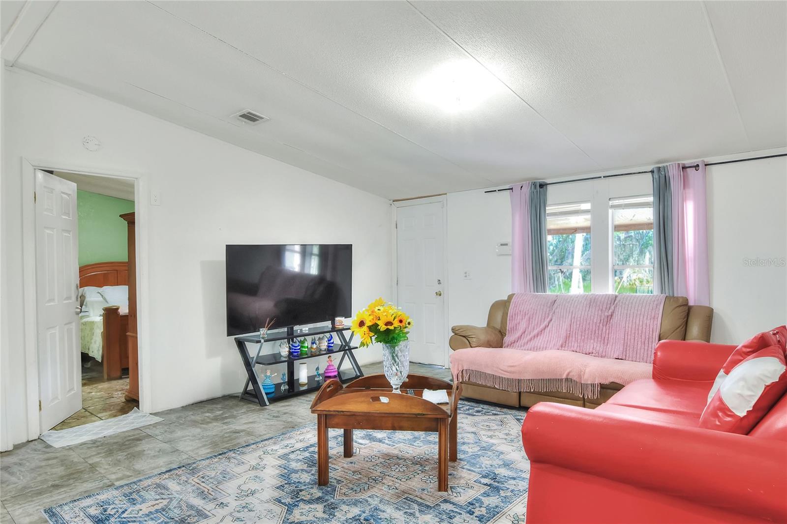 Image 26 of 50 For 730 Mcclellan Road