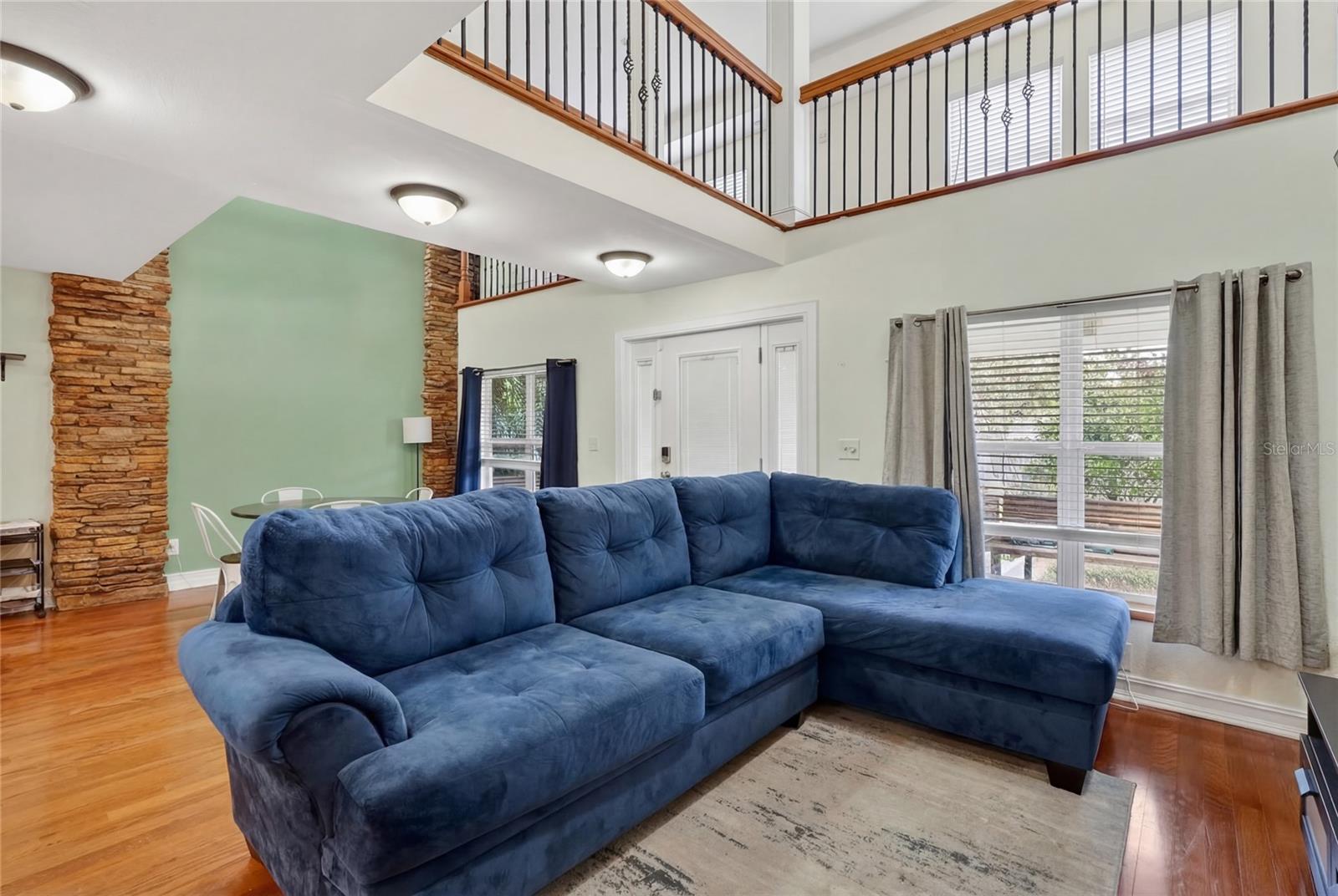 Image 18 of 69 For 532 Hunter Street