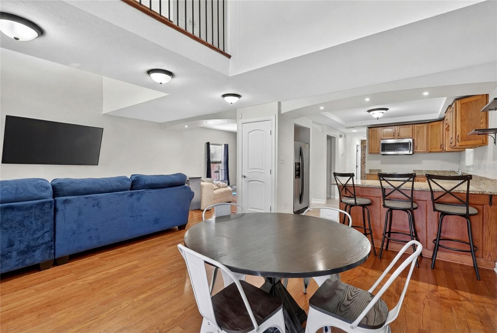 Image 22 of 69 For 532 Hunter Street