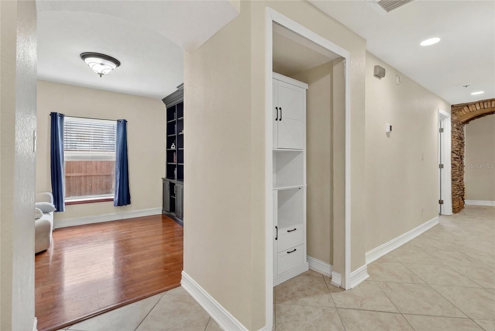 Image 29 of 69 For 532 Hunter Street