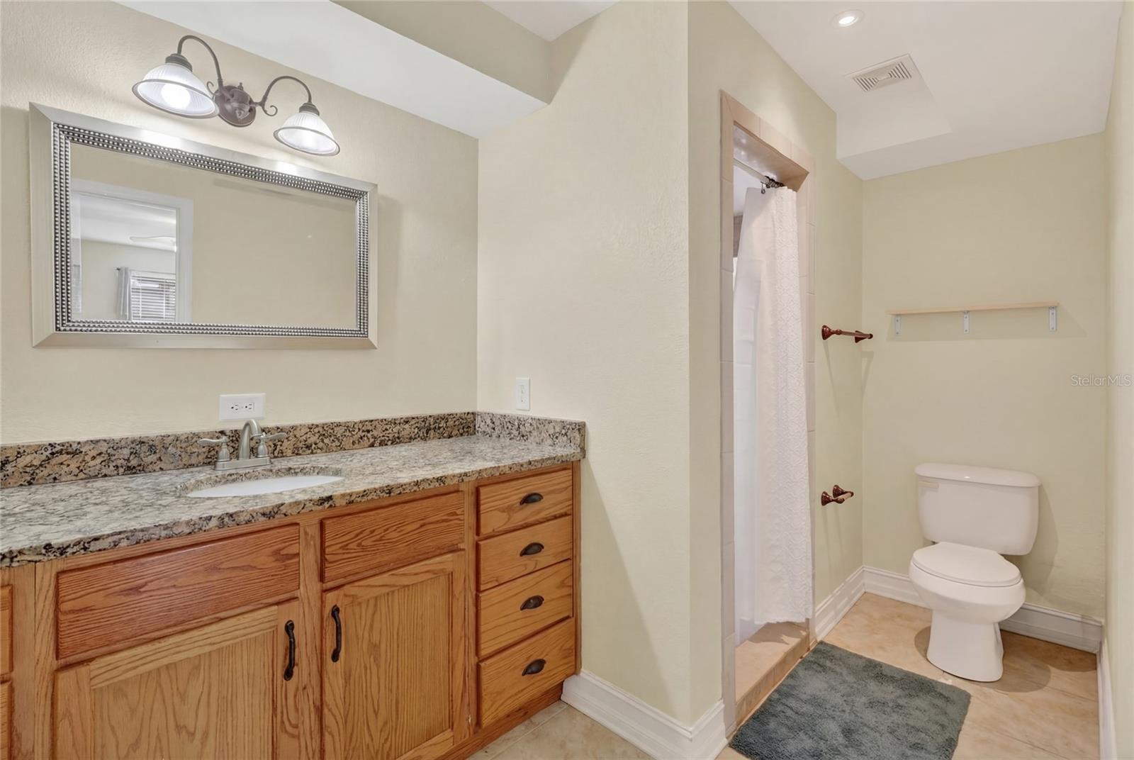 Image 36 of 69 For 532 Hunter Street