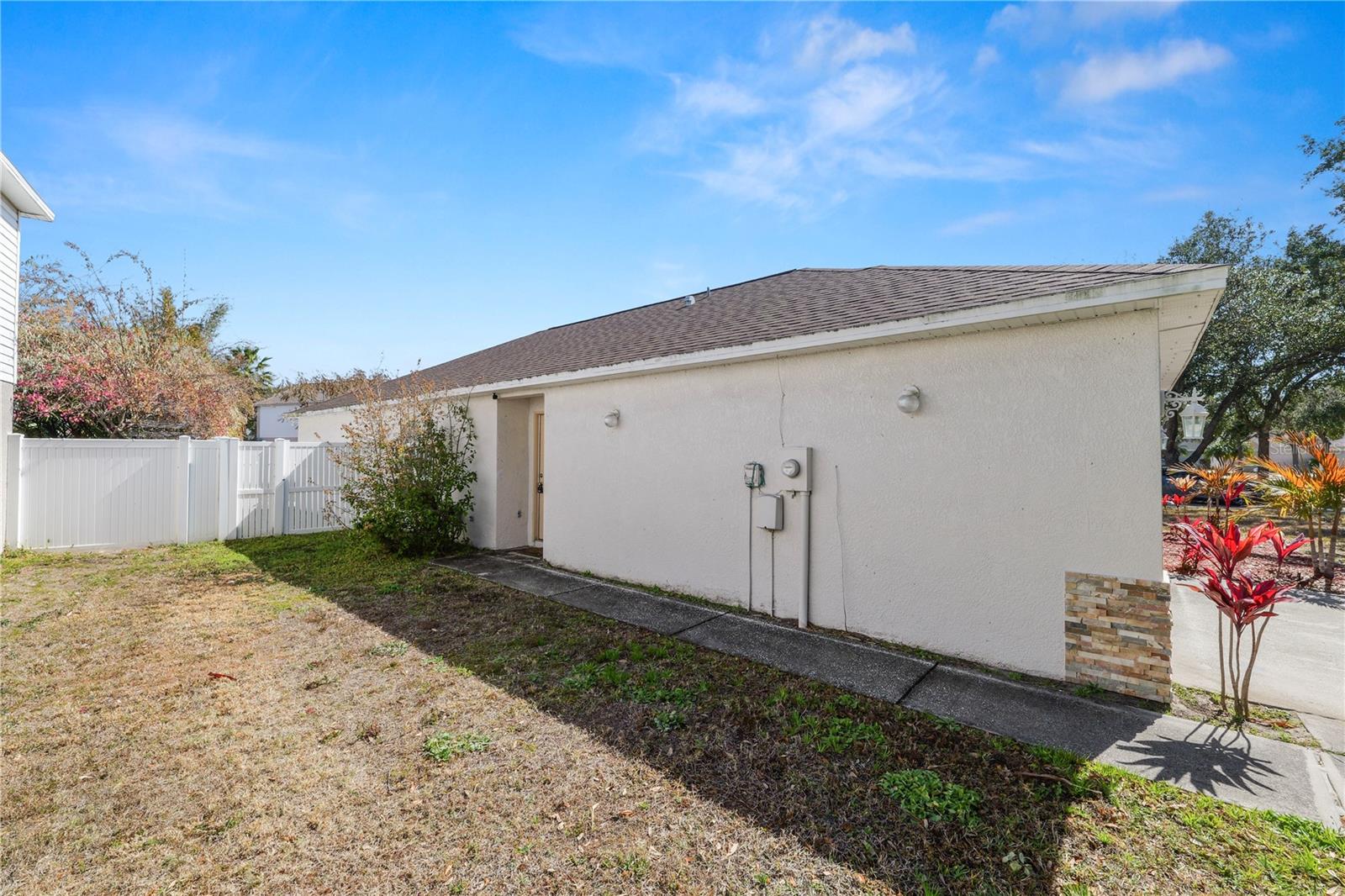 Image 28 of 34 For 10534 Opus Drive