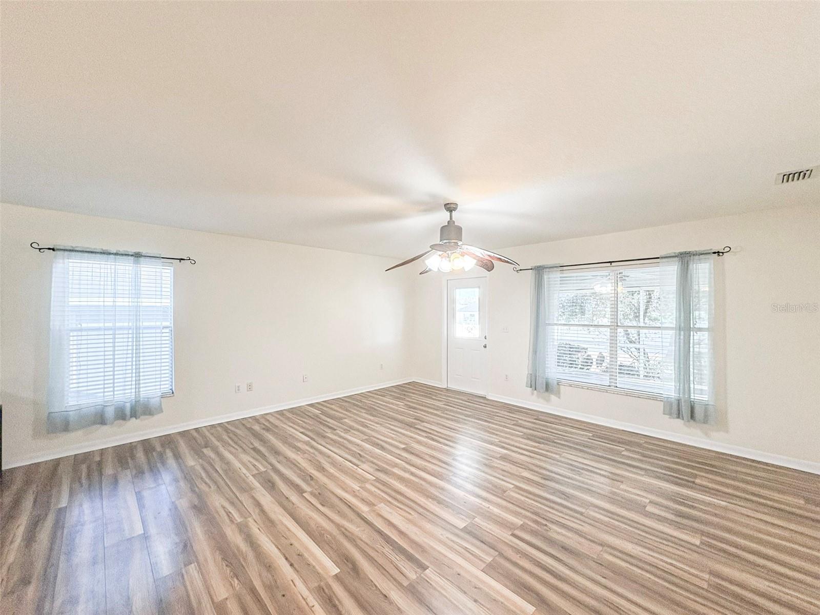 Image 5 of 30 For 8755 Fort Socrum Village Way