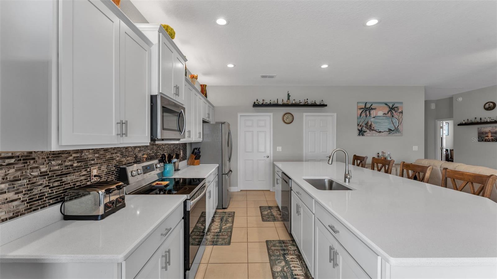 Image 13 of 53 For 4072 Shearwater Street