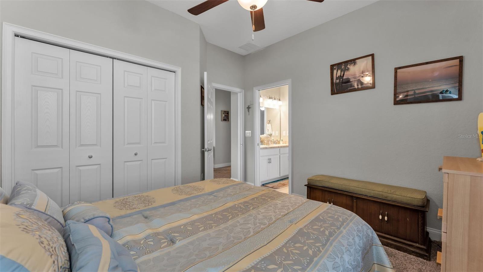 Image 27 of 53 For 4072 Shearwater Street