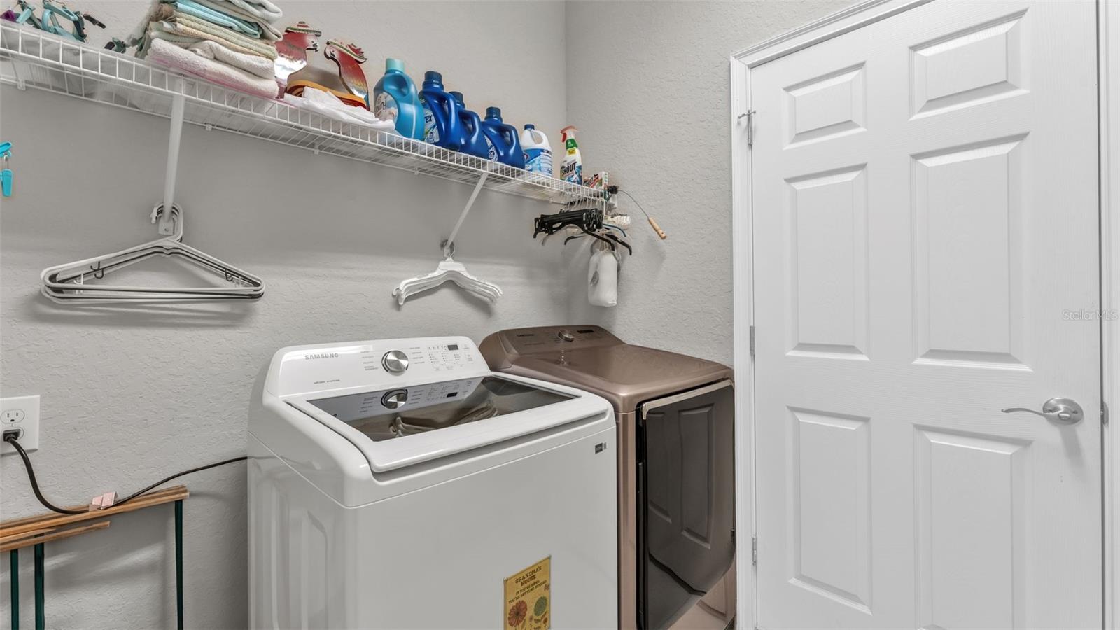 Image 38 of 53 For 4072 Shearwater Street