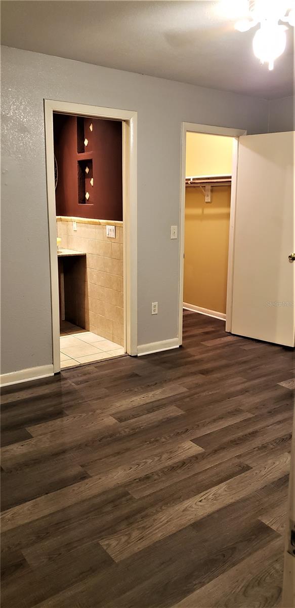 Image 11 of 30 For 5916 May Street